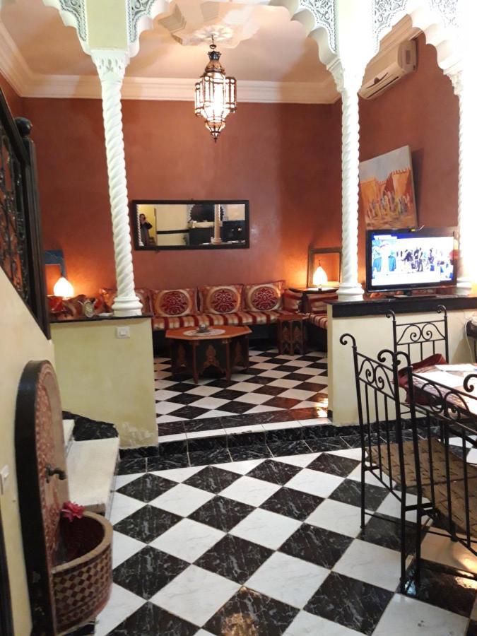 Riad Les Portes De La Medina Marrakesh Bagian luar foto