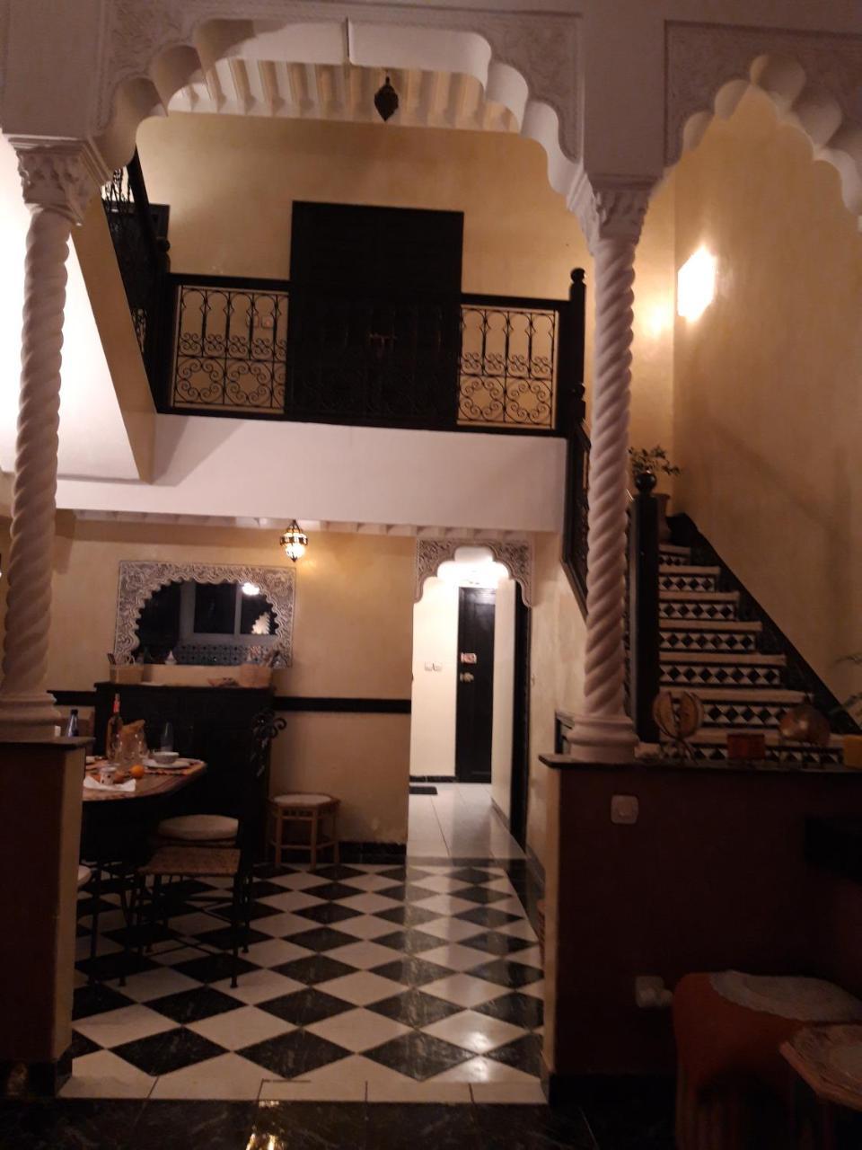 Riad Les Portes De La Medina Marrakesh Bagian luar foto